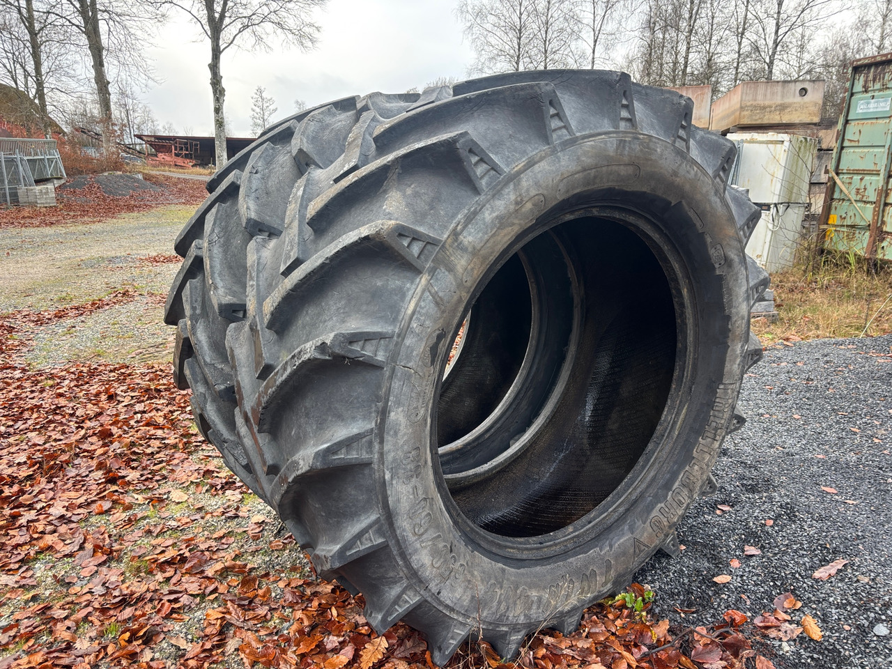 Trelleborg Twin 414 - Gumiabroncs - Mezőgazdasági gépek: 1 kép. Trelleborg Twin 414 - Gumiabroncs - Mezőgazdasági gépek: 1 kép.