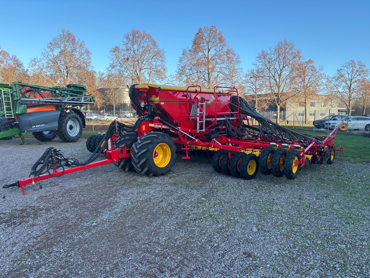 Väderstad Rapid A 800C - Vetőgép: 1 kép. Väderstad Rapid A 800C - Vetőgép: 1 kép.