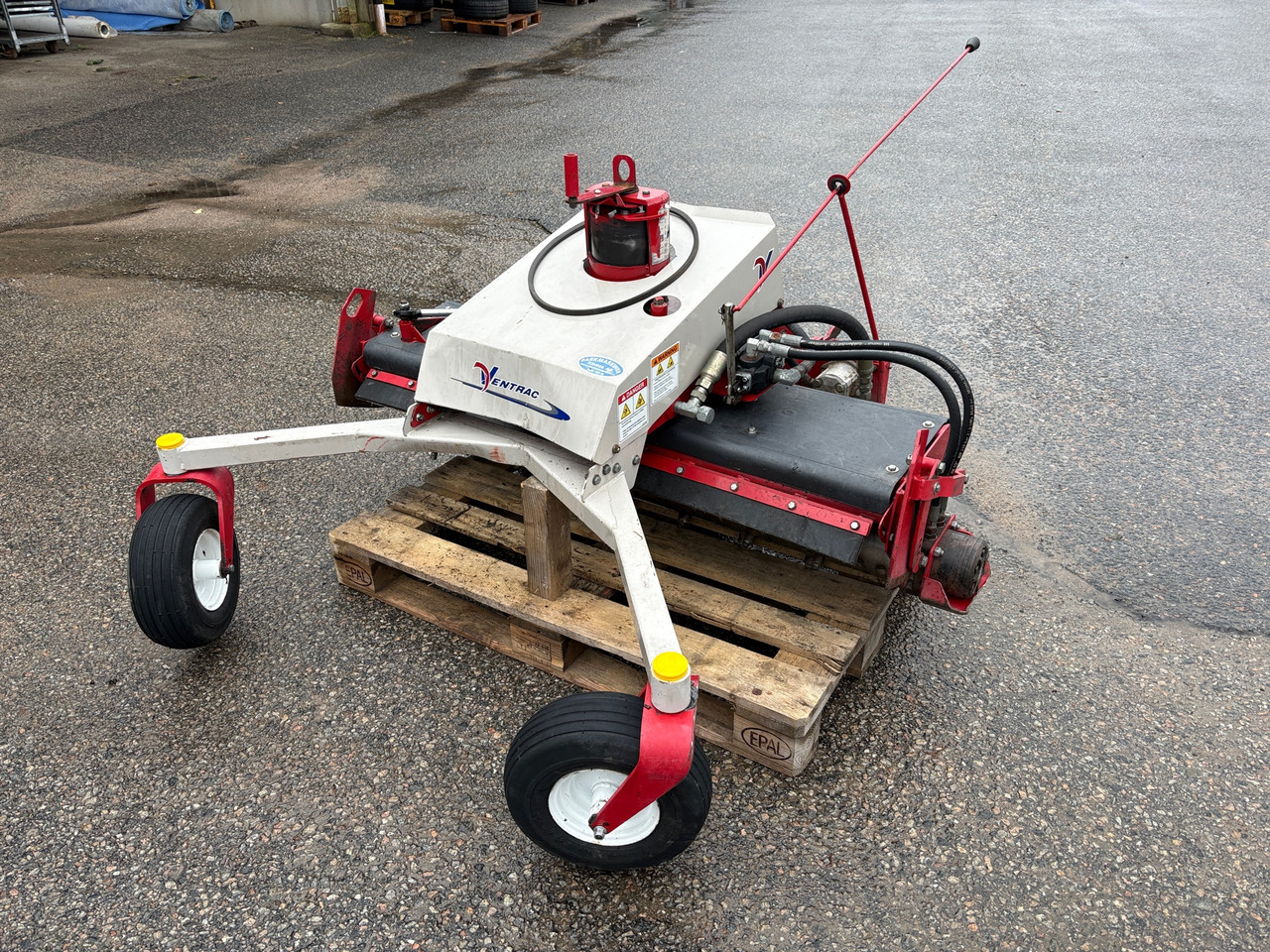 Ventrac KP540 - Építőipari berendezések: 1 kép. Ventrac KP540 - Építőipari berendezések: 1 kép.