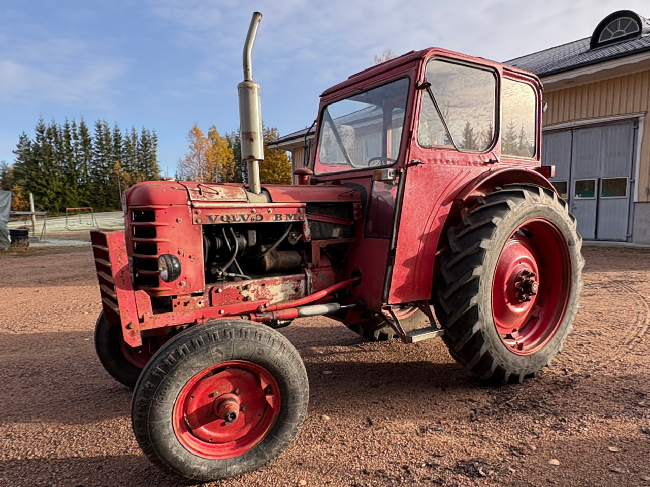Volvo BM 350 - Traktor: 1 kép. Volvo BM 350 - Traktor: 1 kép.