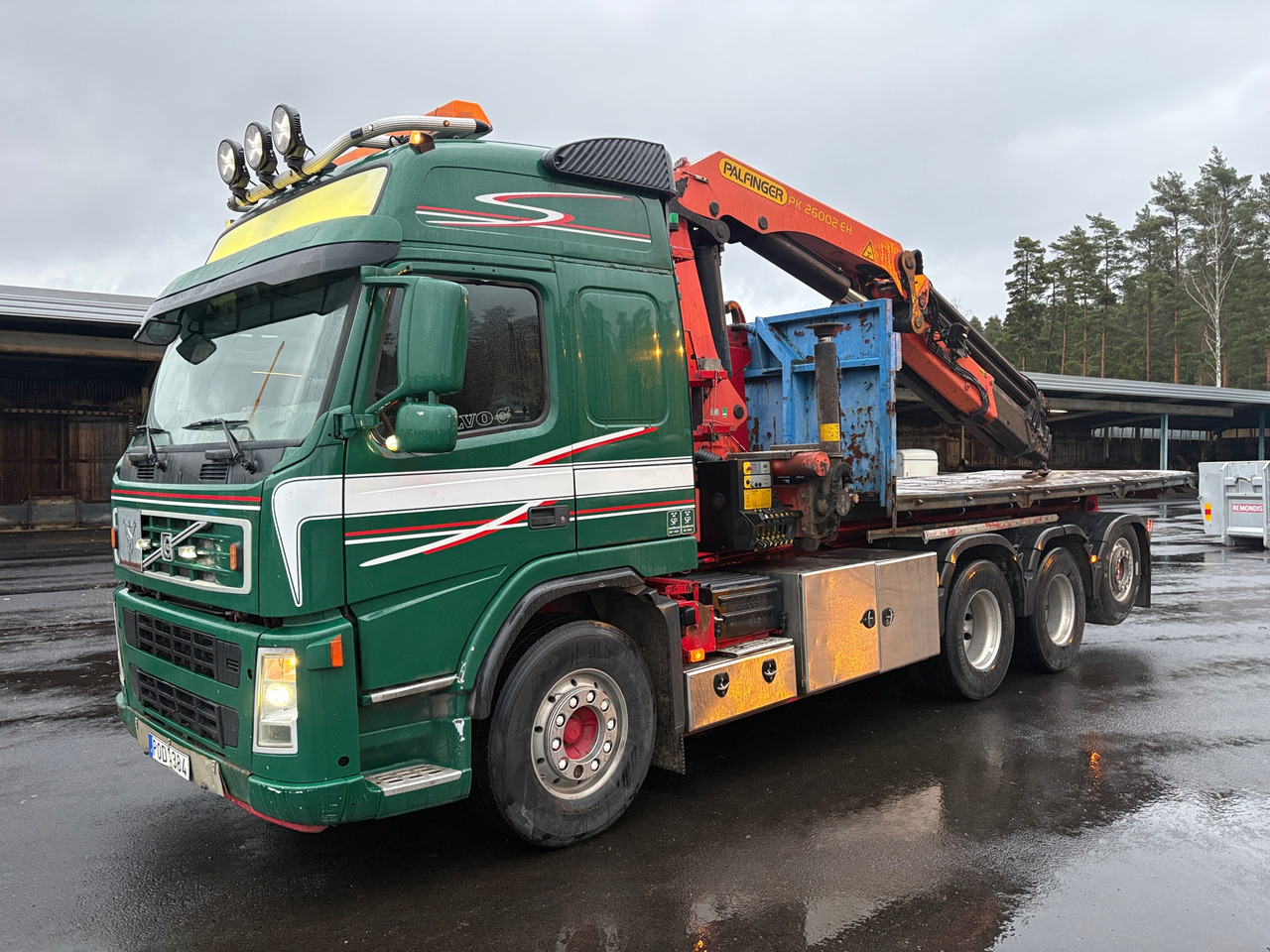 Volvo FM 440 8x4 - Darus autó: 1 kép. Volvo FM 440 8x4 - Darus autó: 1 kép.