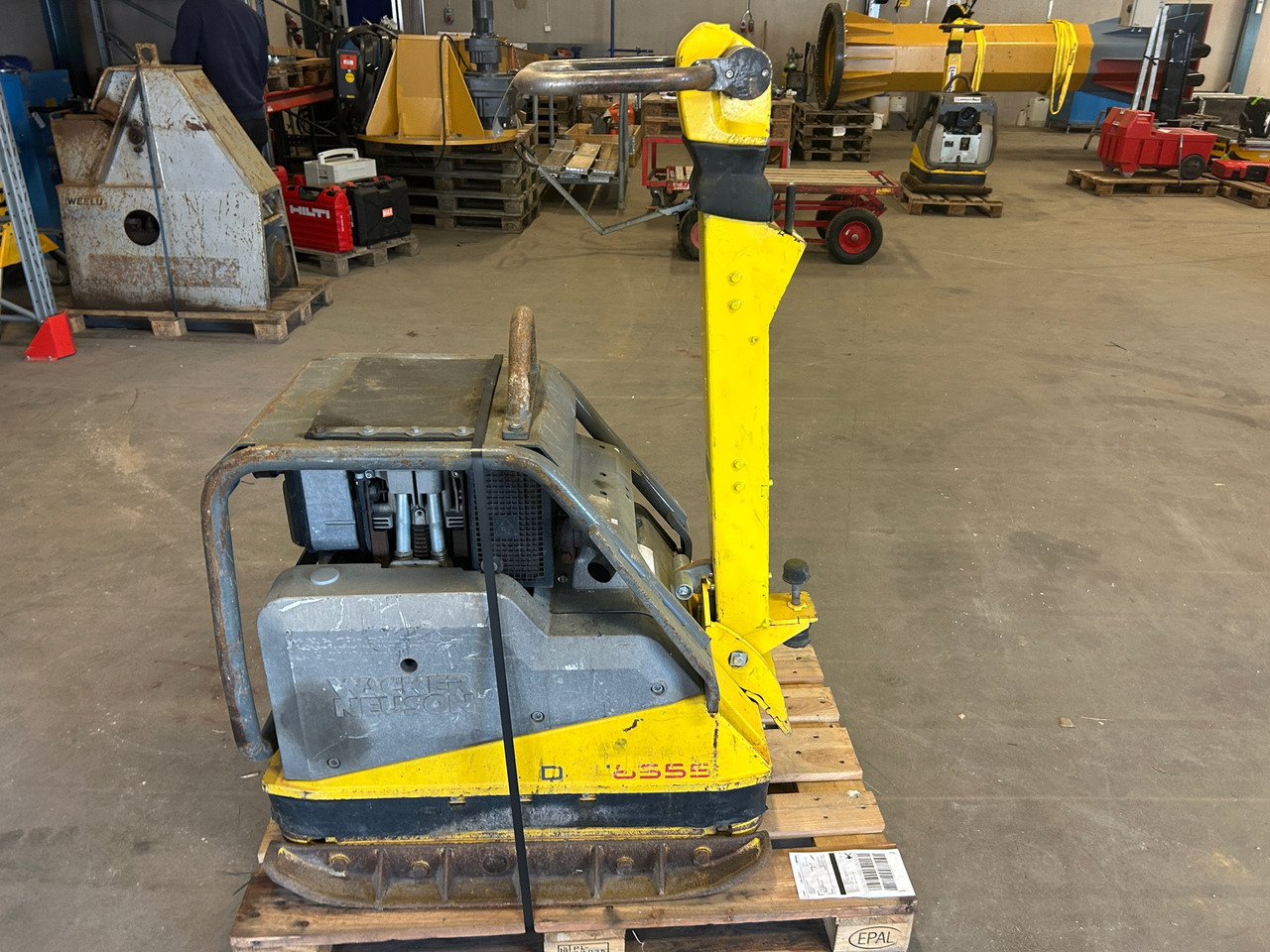 Wacker Neuson DPU 6555HEC - Lapvibrátor: 1 kép. Wacker Neuson DPU 6555HEC - Lapvibrátor: 1 kép.