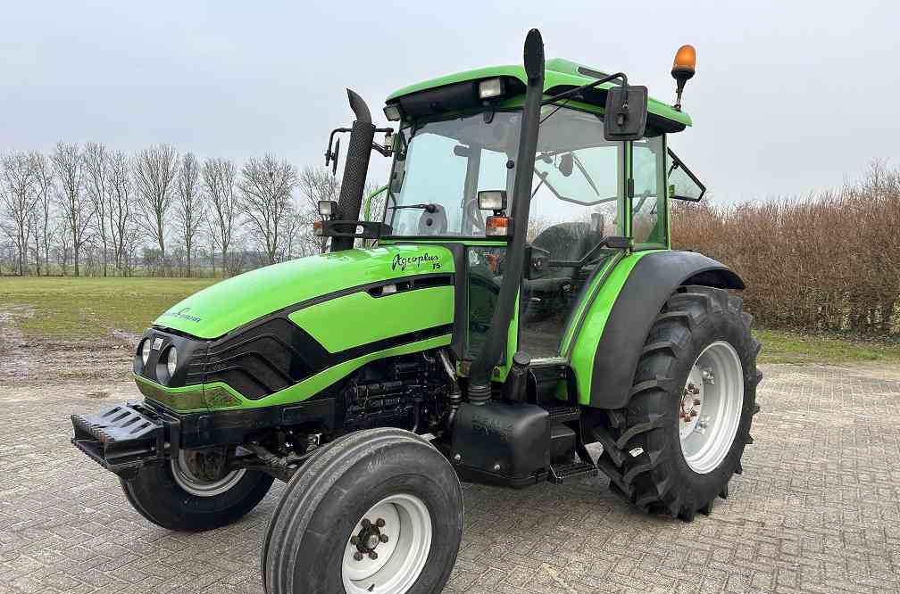 Deutz Agroplus 75 - Traktor: 1 kép. Deutz Agroplus 75 - Traktor: 1 kép.