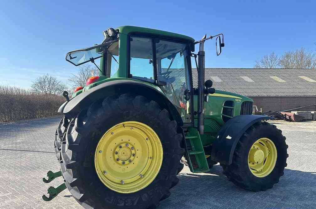 John Deere 6830 premium, tls, hcs, autoquad eco - Traktor: 4 kép. John Deere 6830 premium, tls, hcs, autoquad eco - Traktor: 4 kép.