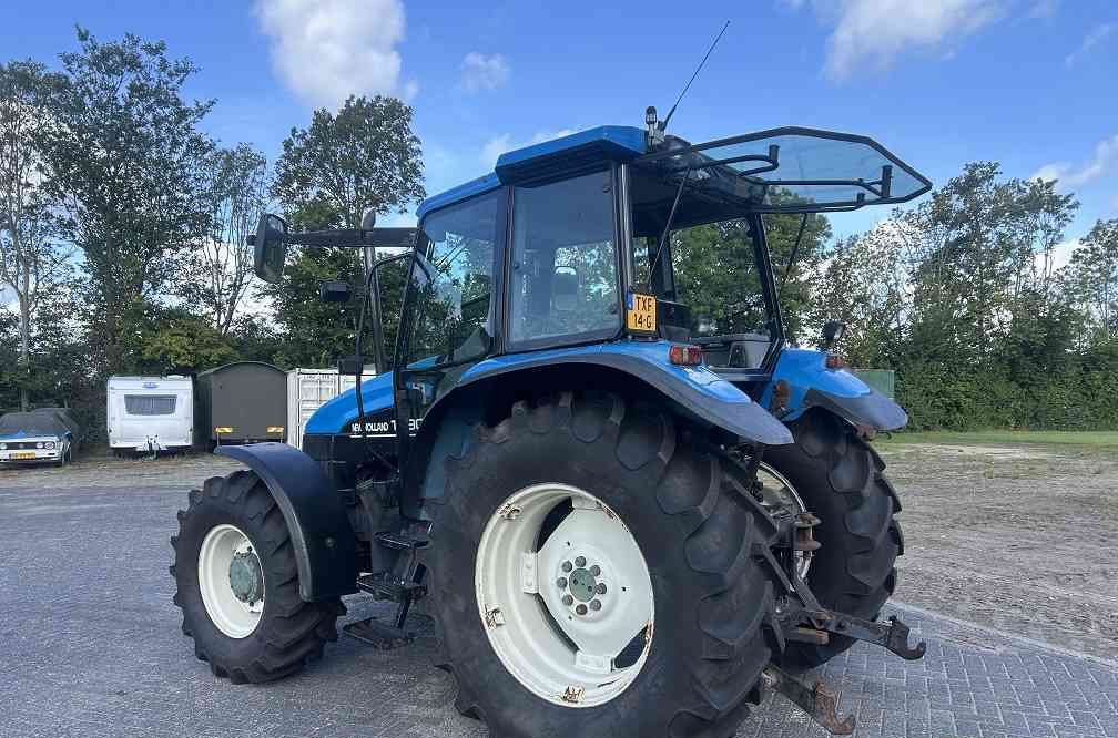 New Holland ts 90 sle - Traktor: 2 kép. New Holland ts 90 sle - Traktor: 2 kép.