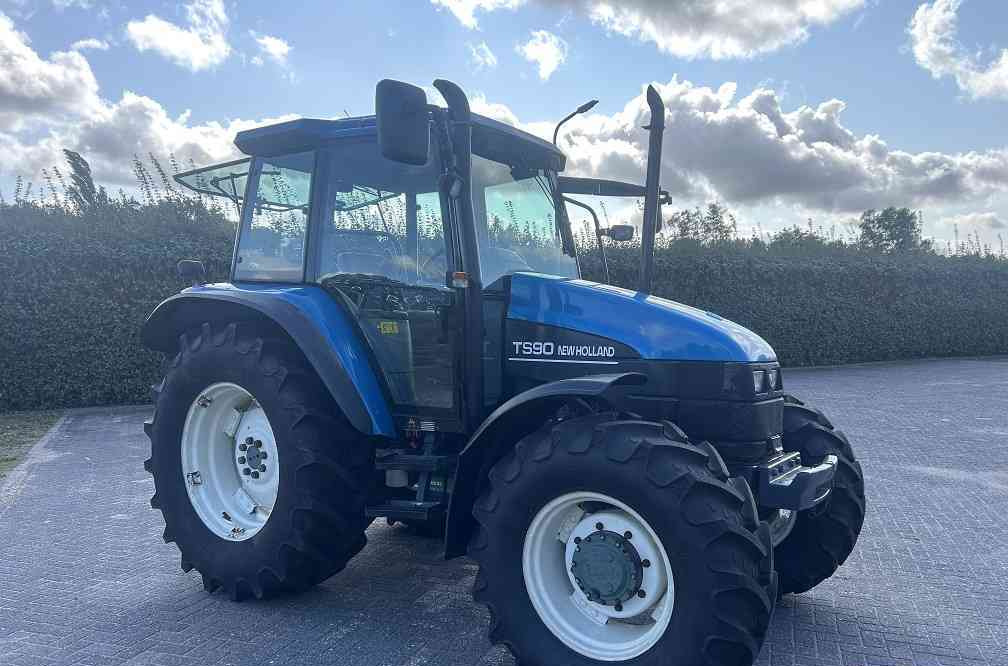 New Holland ts 90 sle - Traktor: 5 kép. New Holland ts 90 sle - Traktor: 5 kép.