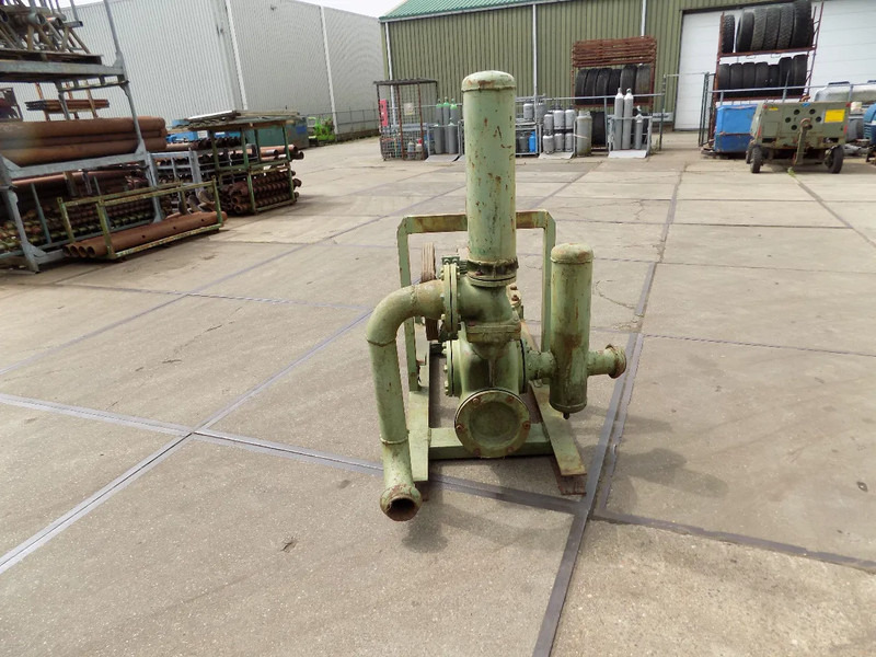 Vízszivattyú BBA: 12 kép. Vízszivattyú BBA: 12 kép.