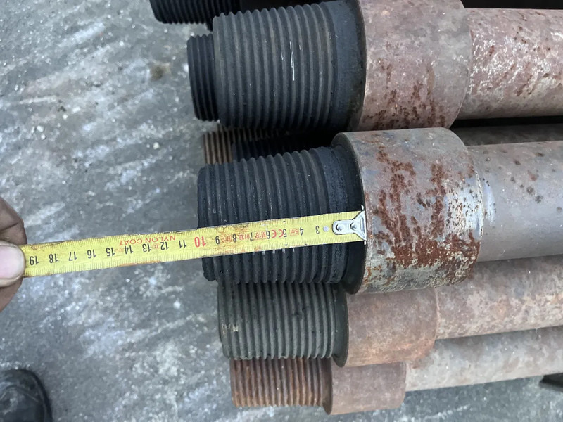 Boorbuizen set Drill string 17x3000mm Boorbuizen set 51 meter diameter 120 mm - Fúrógép: 5 kép. Boorbuizen set Drill string 17x3000mm Boorbuizen set 51 meter diameter 120 mm - Fúrógép: 5 kép.