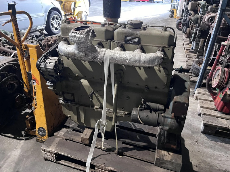 DAF DH 825 daf - MEERDERE OP VOORRAAD - Motor - Teherautó: 3 kép. DAF DH 825 daf - MEERDERE OP VOORRAAD - Motor - Teherautó: 3 kép.
