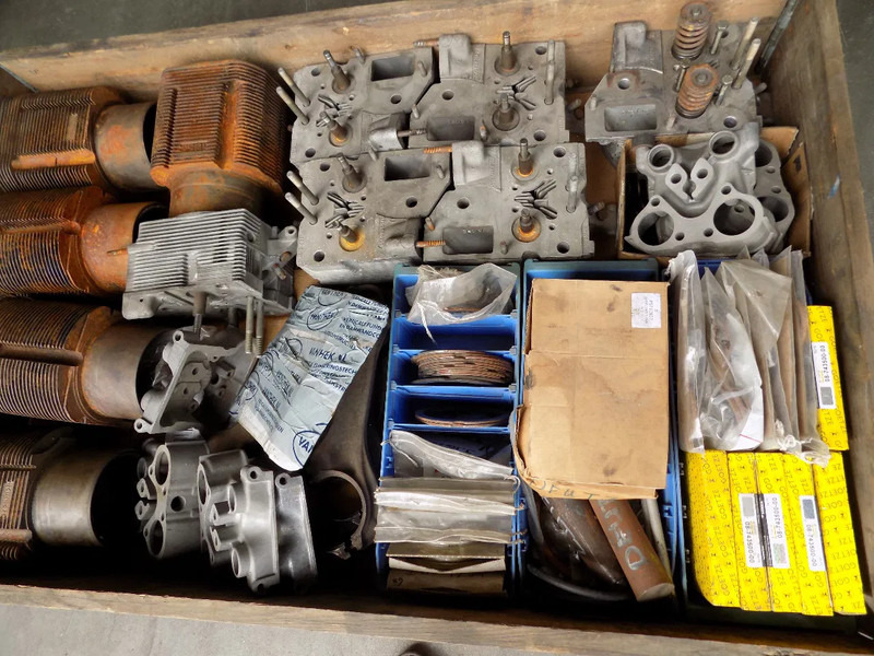 Deutz onderdelen motor lízing Deutz onderdelen motor: 8 kép.