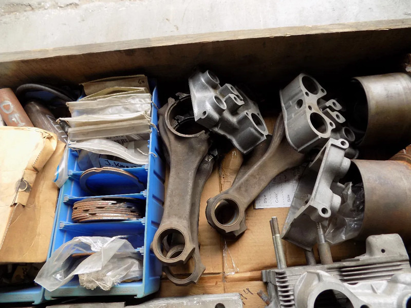 Deutz onderdelen motor lízing Deutz onderdelen motor: 12 kép.