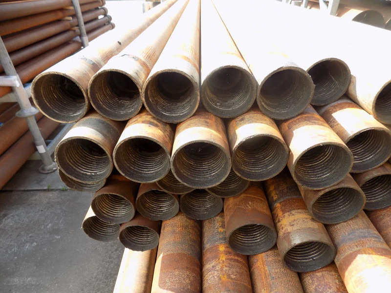 Diversen boorpijpen-drilling pipe - Fúrógép: 4 kép. Diversen boorpijpen-drilling pipe - Fúrógép: 4 kép.