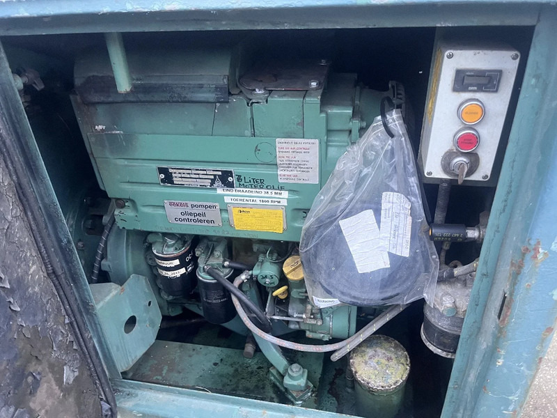 Eekels pompset Deutz 1011 met varisco pomp - Vízszivattyú: 5 kép. Eekels pompset Deutz 1011 met varisco pomp - Vízszivattyú: 5 kép.