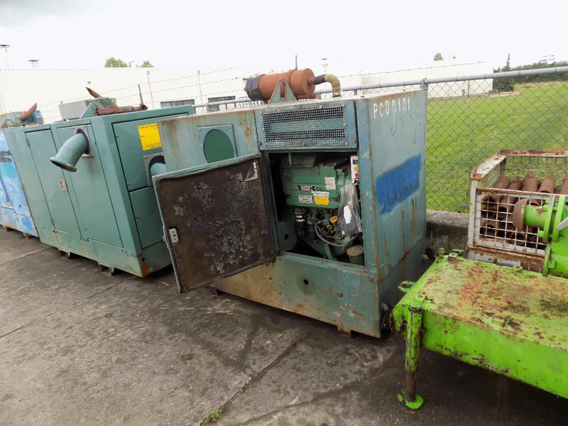 Eekels pompset Deutz 1011 met varisco pomp - Vízszivattyú: 1 kép. Eekels pompset Deutz 1011 met varisco pomp - Vízszivattyú: 1 kép.