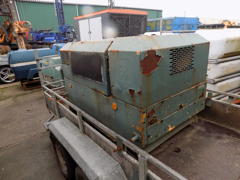 Ingersoll Rand Ingersoll rand P175W compressor met deutz P175W compressor met deutz lízing Ingersoll Rand Ingersoll rand P175W compressor met deutz P175W compressor met deutz: 14 kép.