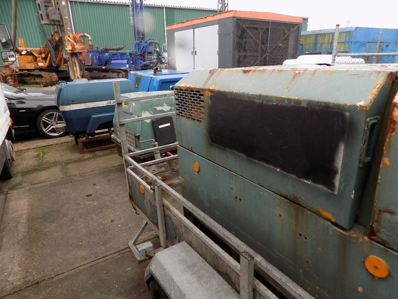 Ingersoll Rand Ingersoll rand P175W compressor met deutz P175W compressor met deutz lízing Ingersoll Rand Ingersoll rand P175W compressor met deutz P175W compressor met deutz: 13 kép.