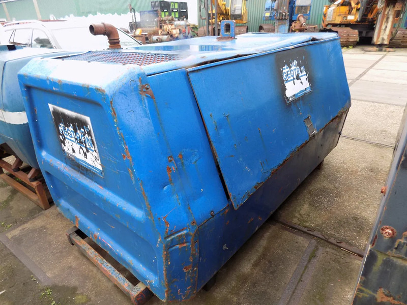 Ingersoll Rand Ingersoll rand P175W compressor met deutz P175W compressor met deutz lízing Ingersoll Rand Ingersoll rand P175W compressor met deutz P175W compressor met deutz: 17 kép.