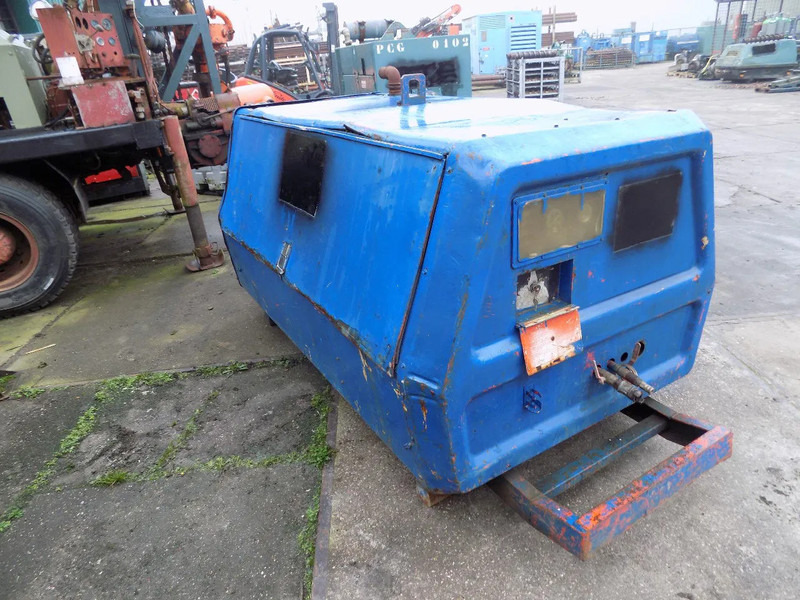 Ingersoll Rand Ingersoll rand P175W compressor met deutz P175W compressor met deutz - Légkompresszor: 3 kép. Ingersoll Rand Ingersoll rand P175W compressor met deutz P175W compressor met deutz - Légkompresszor: 3 kép.