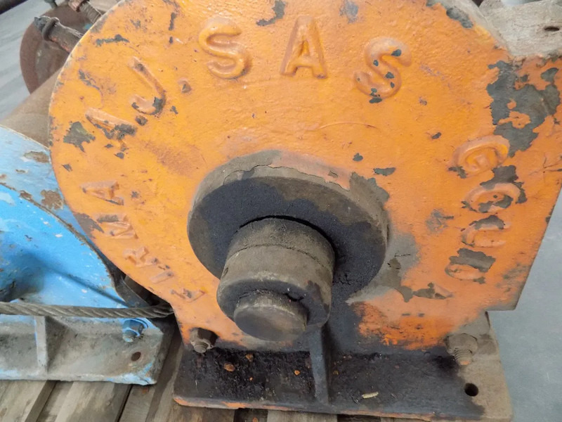 Kabellier winch - Fúrógép: 5 kép. Kabellier winch - Fúrógép: 5 kép.