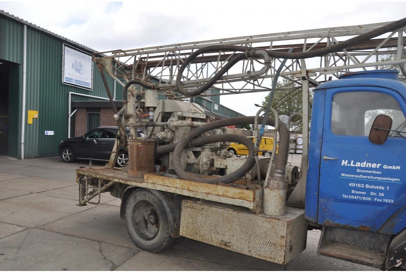 Magirus Deutz A4500 - DA72 - Fúrógép: 3 kép. Magirus Deutz A4500 - DA72 - Fúrógép: 3 kép.