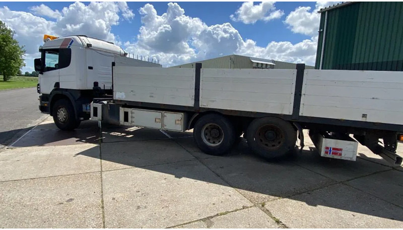Scania P124-400 Scania met plateau en mogelijkheid voor kraan achter cabine lízing Scania P124-400 Scania met plateau en mogelijkheid voor kraan achter cabine: 12 kép.