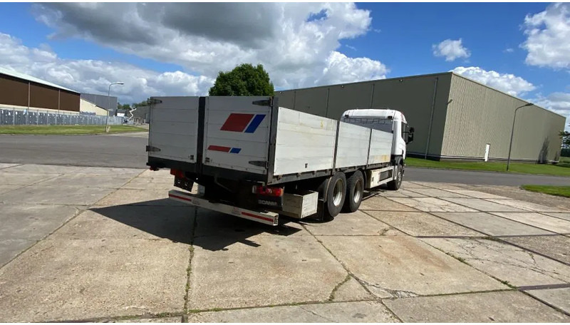 Scania P124-400 Scania met plateau en mogelijkheid voor kraan achter cabine lízing Scania P124-400 Scania met plateau en mogelijkheid voor kraan achter cabine: 8 kép.