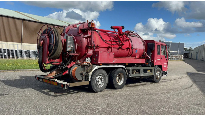 Volvo FL 7 FL7 Vacuum toilet tanker 8000 liter - Szippantós autó: 3 kép. Volvo FL 7 FL7 Vacuum toilet tanker 8000 liter - Szippantós autó: 3 kép.