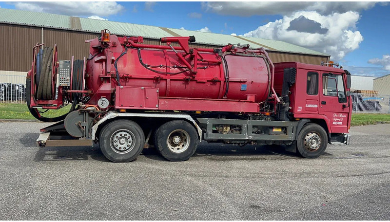 Volvo FL 7 FL7 Vacuum toilet tanker 8000 liter - Szippantós autó: 2 kép. Volvo FL 7 FL7 Vacuum toilet tanker 8000 liter - Szippantós autó: 2 kép.