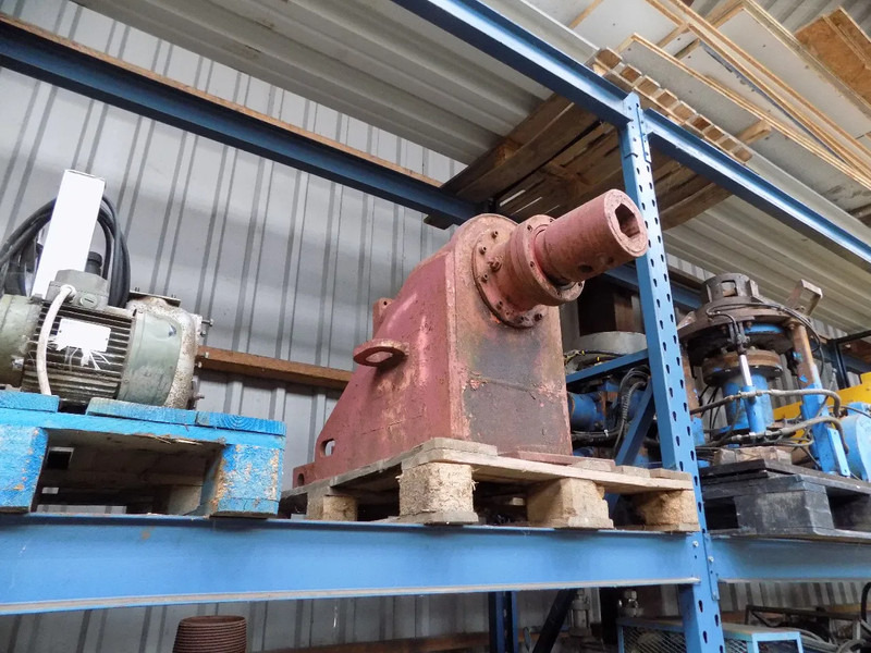 Boormotor boormotor drilling head lízing boormotor boormotor drilling head: 14 kép.