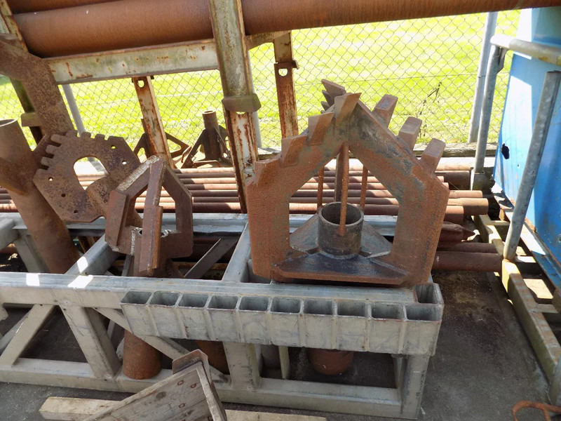 Boorschroef voor casing drilling boorschroef voor casing drilling - Fúrógép: 5 kép. Boorschroef voor casing drilling boorschroef voor casing drilling - Fúrógép: 5 kép.