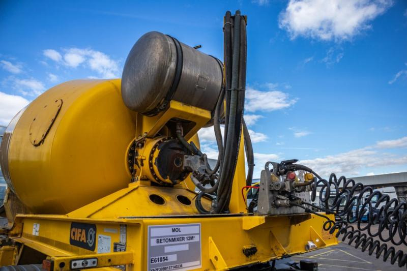 Cifa BETON MIXER/MALAXEUR/MISCHER-12M3- STEERING AXLE - Betonkeverő félpótkocsi: 5 kép. Cifa BETON MIXER/MALAXEUR/MISCHER-12M3- STEERING AXLE - Betonkeverő félpótkocsi: 5 kép.