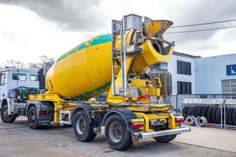 Cifa BETON MIXER/MALAXEUR/MISCHER-12M3- STEERING AXLE - Betonkeverő félpótkocsi: 4 kép. Cifa BETON MIXER/MALAXEUR/MISCHER-12M3- STEERING AXLE - Betonkeverő félpótkocsi: 4 kép.