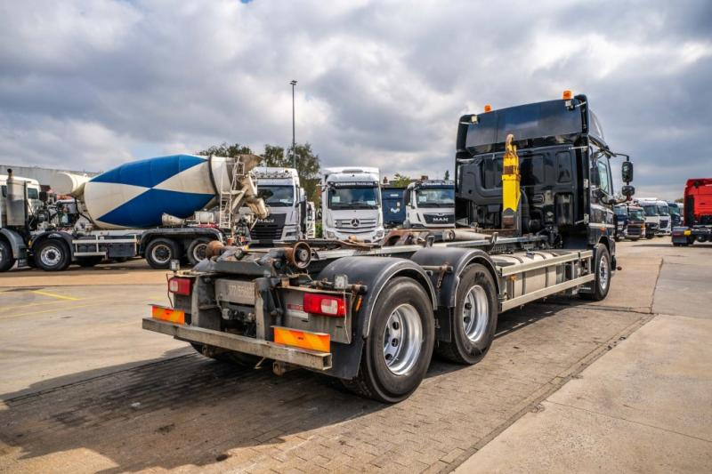 DAF CF 85.410 6x2 + PALIFT - Horgos rakodó teherautó: 4 kép. DAF CF 85.410 6x2 + PALIFT - Horgos rakodó teherautó: 4 kép.