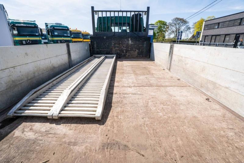 Platós teherautó DAF LF 180 (10T.): 7 kép.