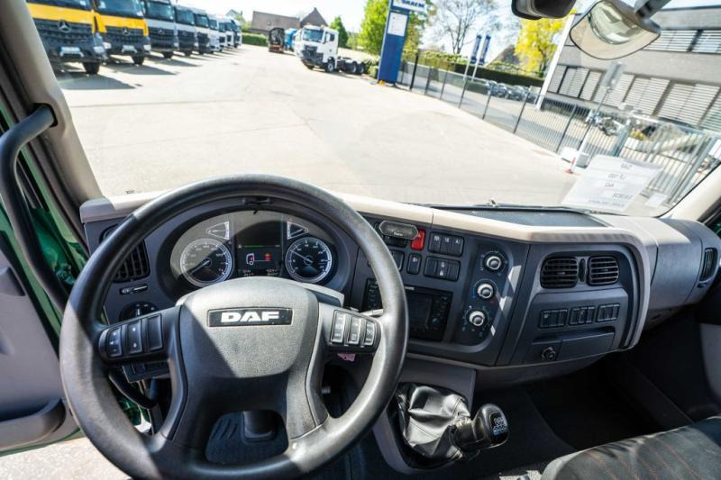 Platós teherautó DAF LF 180 (10T.): 10 kép.