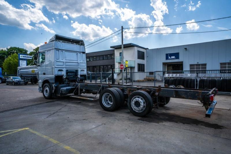 DAF XF 510 - Alvaz teherautó: 5 kép. DAF XF 510 - Alvaz teherautó: 5 kép.