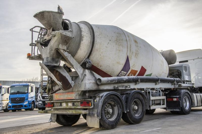 DE BUF BETON MIXER/MALAXEUR/MISCHER 10m3+MOTOR/MOTEUR - Betonkeverő félpótkocsi: 3 kép. DE BUF BETON MIXER/MALAXEUR/MISCHER 10m3+MOTOR/MOTEUR - Betonkeverő félpótkocsi: 3 kép.