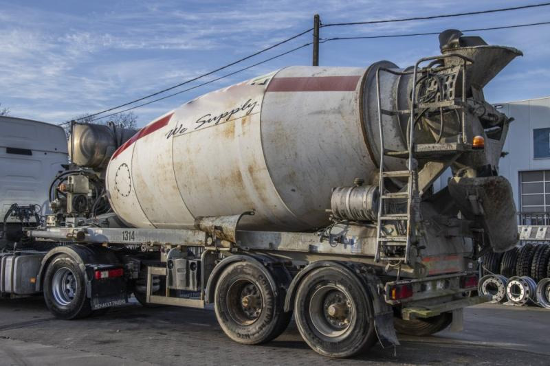 DE BUF BETON MIXER/MALAXEUR/MISCHER 10m3+MOTOR/MOTEUR - Betonkeverő félpótkocsi: 4 kép. DE BUF BETON MIXER/MALAXEUR/MISCHER 10m3+MOTOR/MOTEUR - Betonkeverő félpótkocsi: 4 kép.