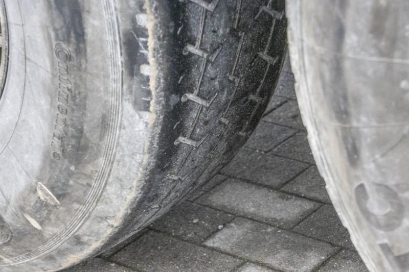 Betonkeverő félpótkocsi DE BUF BETON MIXER/MALAXEUR/MISCHER-12M3: 7 kép.