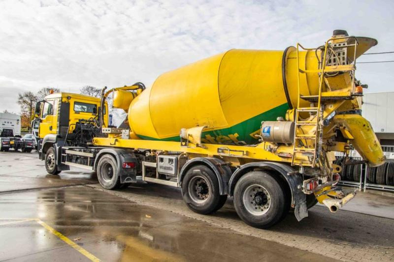 DE BUF MIXER/MALAXEUR/MISCHER 10 M3-STEERING/GESTUURD/GELENKT - Félpótkocsi: 5 kép. DE BUF MIXER/MALAXEUR/MISCHER 10 M3-STEERING/GESTUURD/GELENKT - Félpótkocsi: 5 kép.