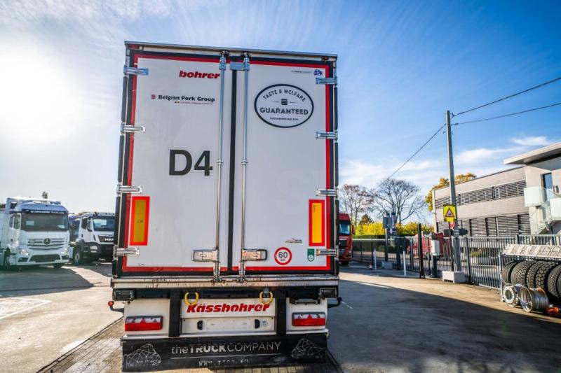 Kässbohrer Kässbohrer +CARRIER 1350 - Félpótkocsi: 4 kép. Kässbohrer Kässbohrer +CARRIER 1350 - Félpótkocsi: 4 kép.