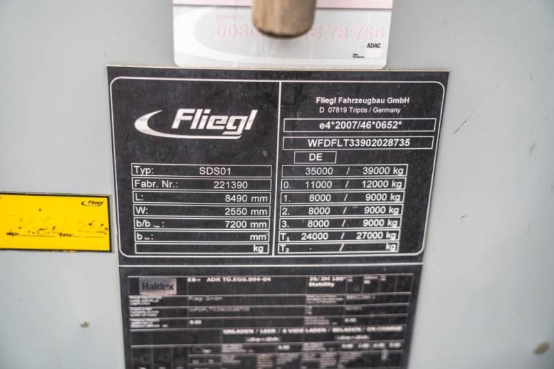 Fliegl SDS01-ALU-32m3 - Félpótkocsi billenőplatós: 3 kép. Fliegl SDS01-ALU-32m3 - Félpótkocsi billenőplatós: 3 kép.