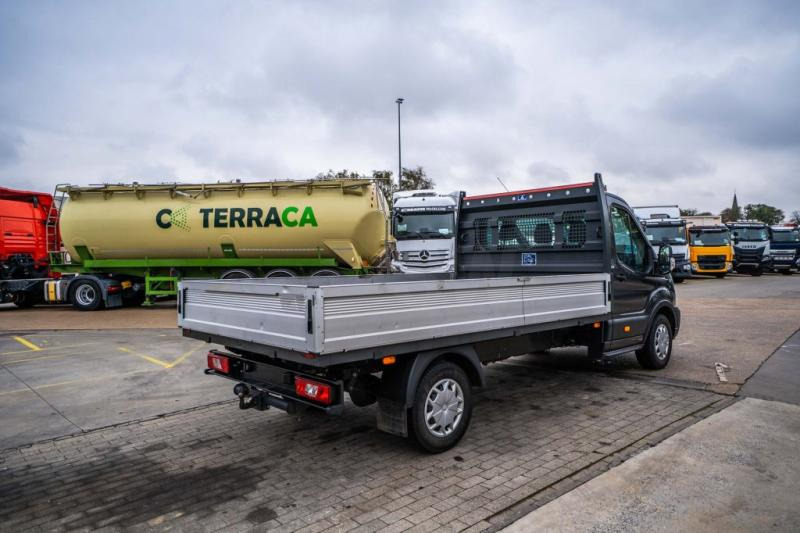 Ford TRANSIT 2.0 TDCI - Platós kisteherautó: 4 kép. Ford TRANSIT 2.0 TDCI - Platós kisteherautó: 4 kép.