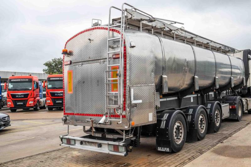 MAFA SAL 40.24/95e-INOX 29.000 L (no pump) - Tartályos félpótkocsi: 3 kép. MAFA SAL 40.24/95e-INOX 29.000 L (no pump) - Tartályos félpótkocsi: 3 kép.