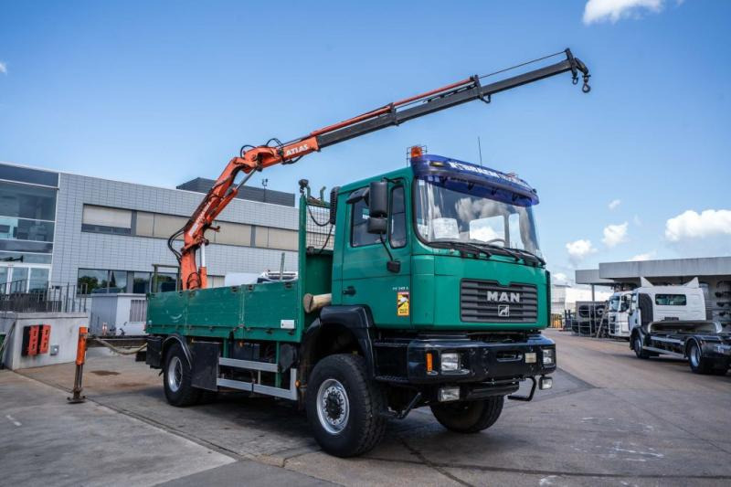 MAN FE 310A-4X4+ATLAS 105.1 A3 - Platós teherautó, Darus autó: 2 kép. MAN FE 310A-4X4+ATLAS 105.1 A3 - Platós teherautó, Darus autó: 2 kép.