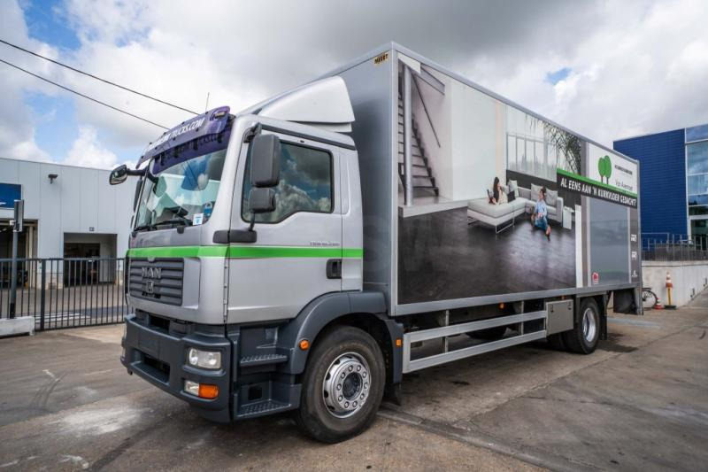 MAN TGM 18.280 BL+DHOLLANDIA 1500KG - Dobozos felépítményű teherautó: 1 kép. MAN TGM 18.280 BL+DHOLLANDIA 1500KG - Dobozos felépítményű teherautó: 1 kép.