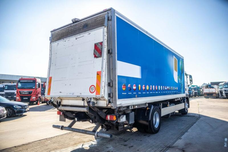 MAN TGS 18.360 LL - Dobozos felépítményű teherautó: 3 kép. MAN TGS 18.360 LL - Dobozos felépítményű teherautó: 3 kép.