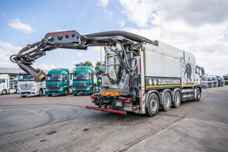 MAN TGS 32.540 8x4-4 BL + MTS - Szippantós autó: 4 kép. MAN TGS 32.540 8x4-4 BL + MTS - Szippantós autó: 4 kép.
