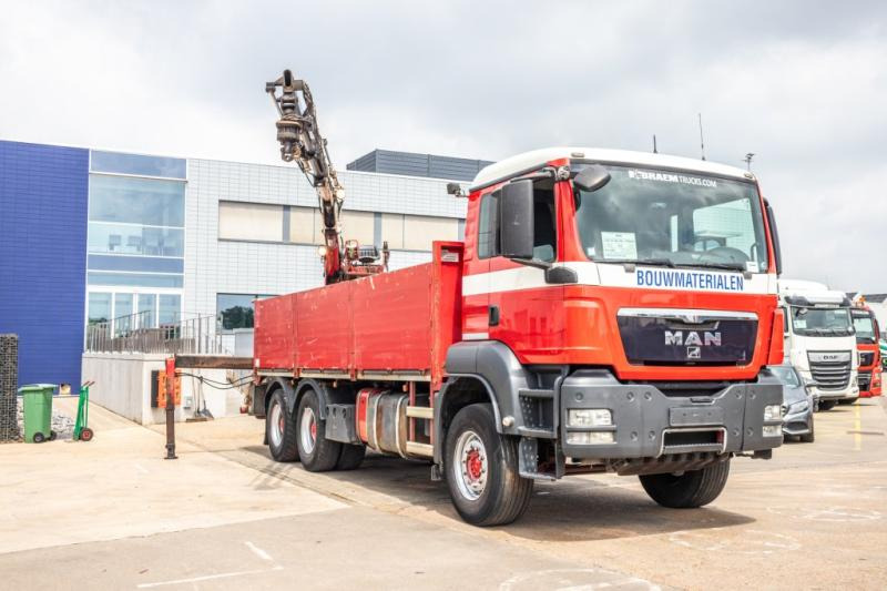 MAN TGS 33.360 BB - KENNIS 16.000 - Platós teherautó, Darus autó: 2 kép. MAN TGS 33.360 BB - KENNIS 16.000 - Platós teherautó, Darus autó: 2 kép.