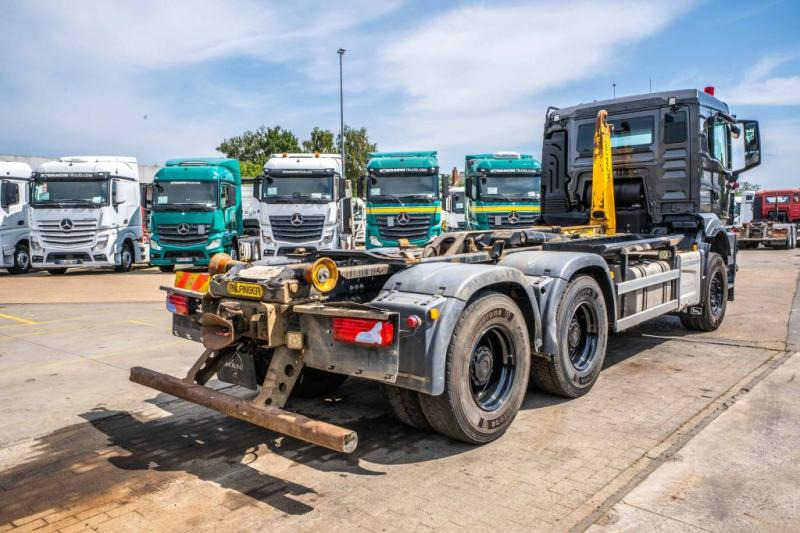 MAN TGS 33.470 BL - PALFINGER - Horgos rakodó teherautó: 5 kép. MAN TGS 33.470 BL - PALFINGER - Horgos rakodó teherautó: 5 kép.